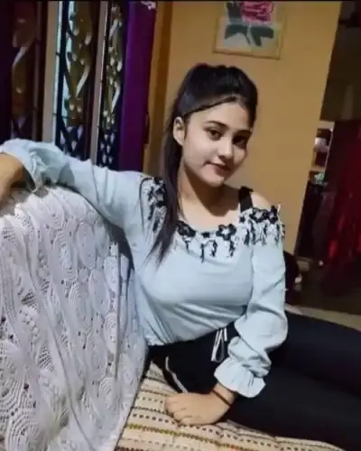 Escorts Service In Curti