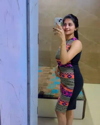 Escort Curti